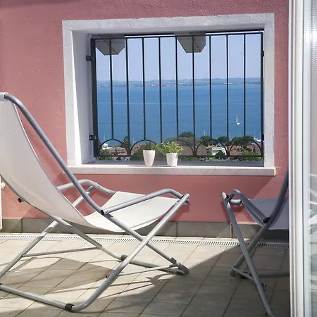 Apartament Rosa *